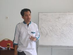 Jangan Mudah Baper Ketika Di Kritik(Menanggapi pernyataan Wagub Maluku)