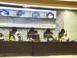 Langkah Strategis: Ketua DPRD Lutim Terima Ranperda APBD 2024 dan Rancangan Perubahan KUA PPAS 2025