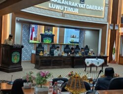 Sekwan Bacakan Surat, Pemkab Luwu Timur Serahkan Ranperda Pertanggungjawaban APBD 2025 ke DPRD