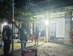 BANGKIT REVORMANSYAH HADIR MELAYAT, BAGIKAN DUKA DI RUMAH ALMARHUMAH IBU NURHILAL